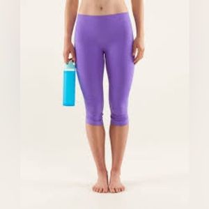 Lululemon Ebb & Flow Crop Pant Size 6
